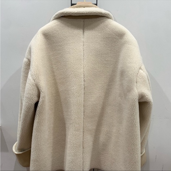 Reversible Sheering Jacket - Picture 10 of 10